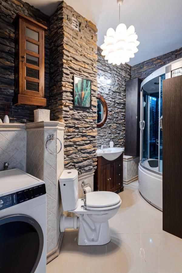 Apartament Wiktoria Wilanow Apartment Varşovia Exterior foto