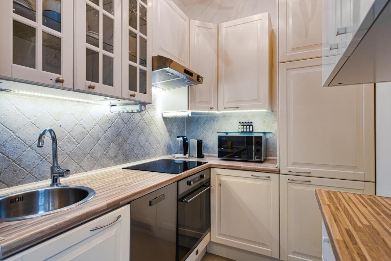 Apartament Wiktoria Wilanow Apartment Varşovia Exterior foto